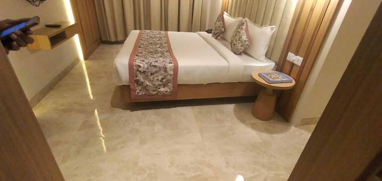 Hotel Four Element Варанасі Екстер'єр фото