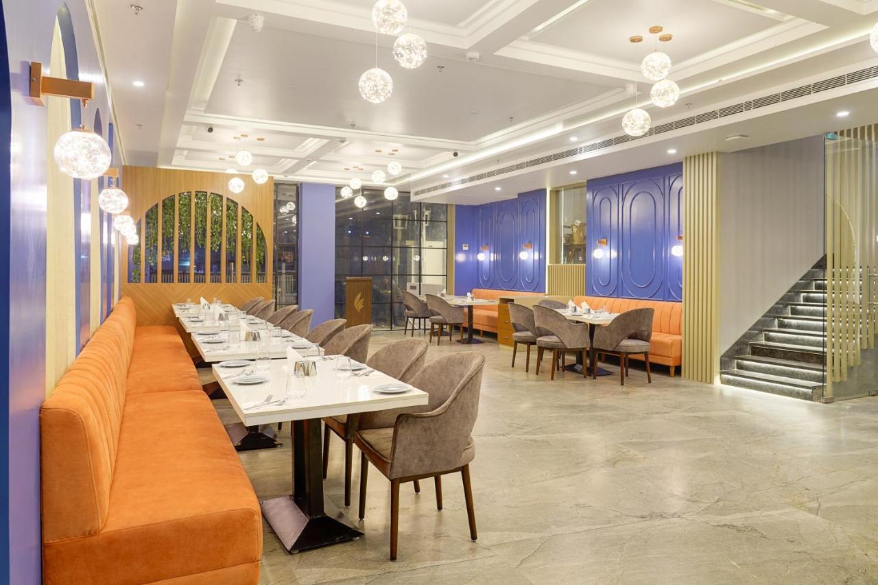 Hotel Four Element Варанасі Екстер'єр фото