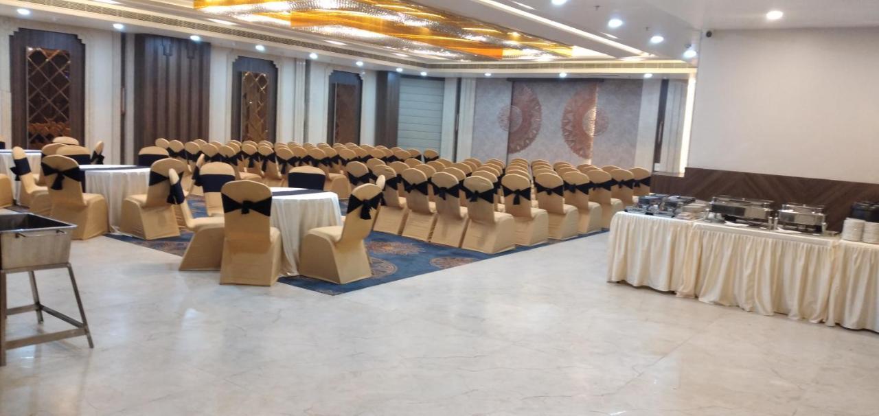 Hotel Four Element Варанасі Екстер'єр фото