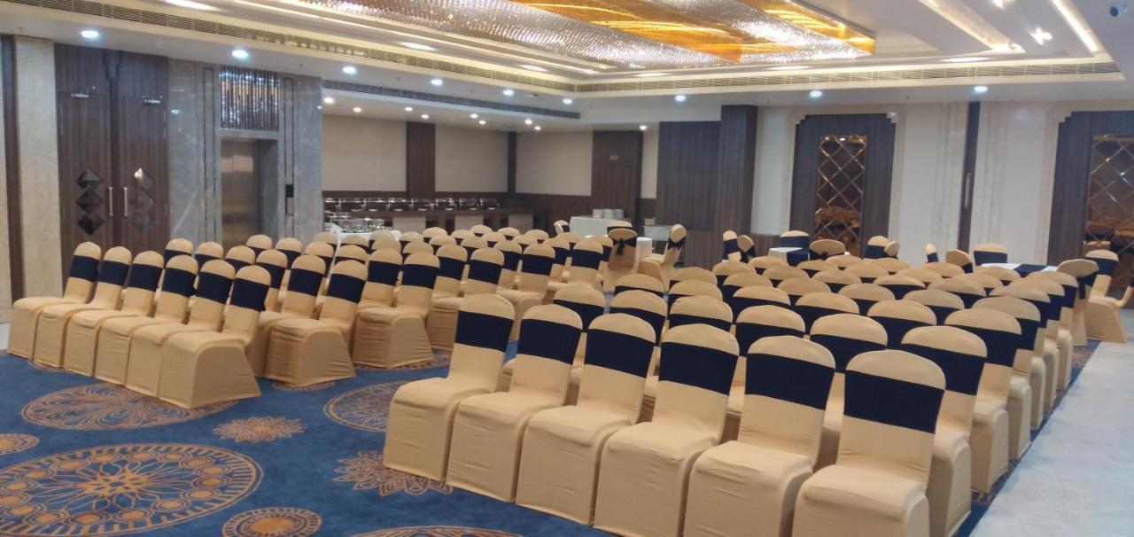 Hotel Four Element Варанасі Екстер'єр фото